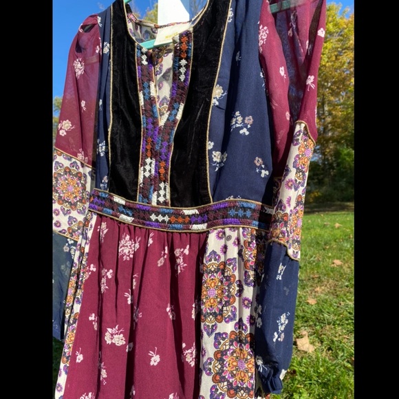 Mauve Boho Peasant Dress - Picture 2 of 4
